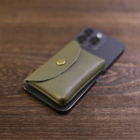 本革フラップ名刺入れ