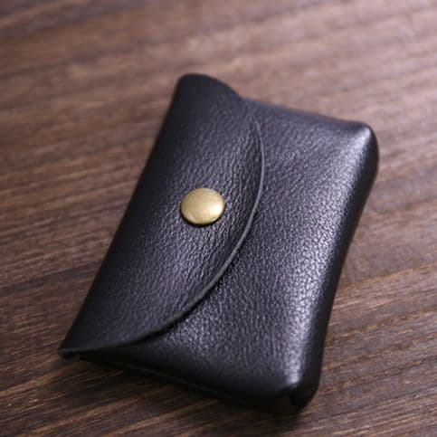 本革フラップ名刺入れ